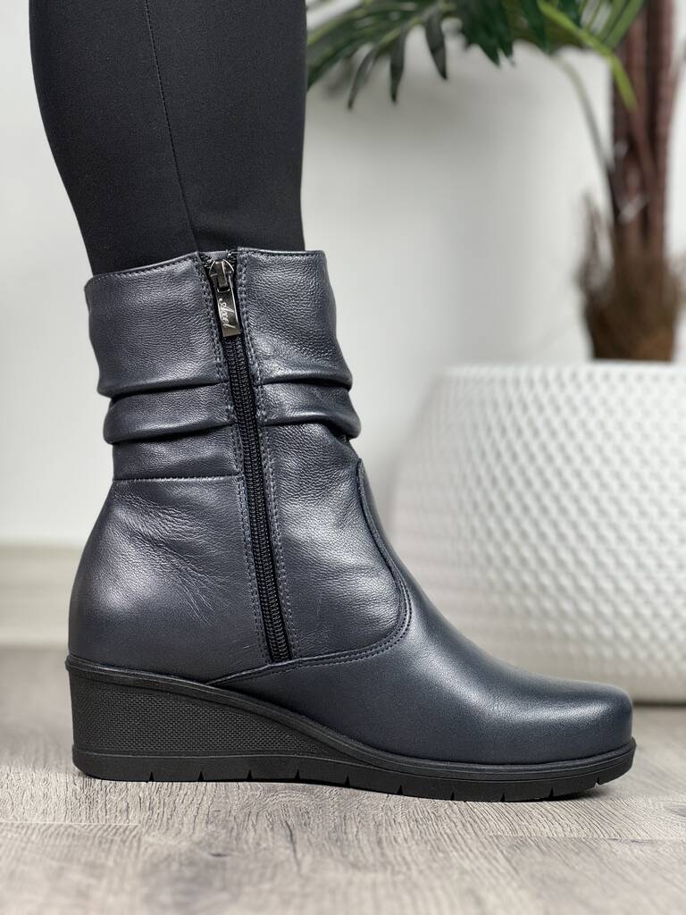 Botki skórzane granatowe Axel na haluksy 4418 - Styl minimalistyczny