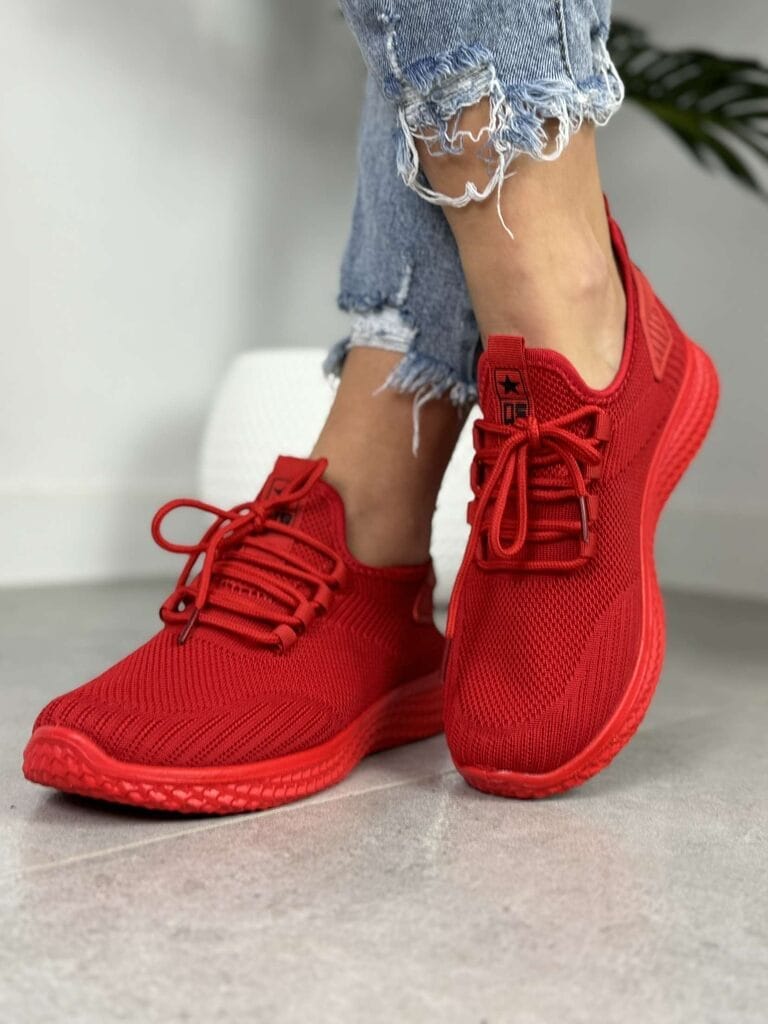 Czerwone buty sportowe damskie – Wygodne buty spotrowe NEWS 3634 - Do spodni