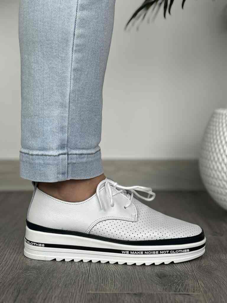 Półbuty damskie skórzane białe T.Sokolski W24-54 - Styl casualowy