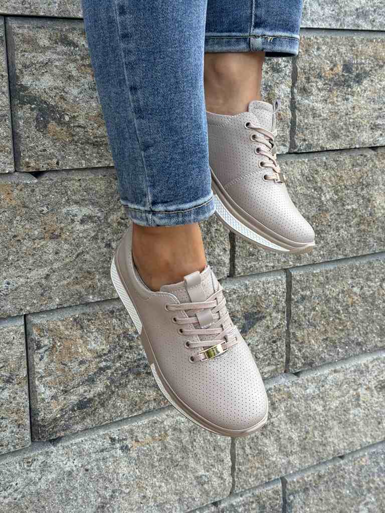 Skórzane beżowe sneakersy damskie Filippo DP6740 - Do spodni