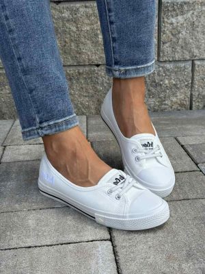 Białe trampki damskie wsuwane slip on – codzienne obuwie Lee Cooper CF-2102 - Na lato