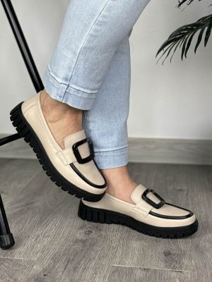 Beżowe mokasyny damskie skórzane Filippo DP6044/24 - Styl casualowy