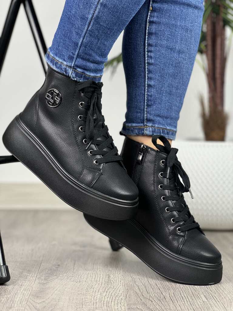 Czarne skórzane sneakersy na platformie Filippo DBT6338/24 - Na jesień