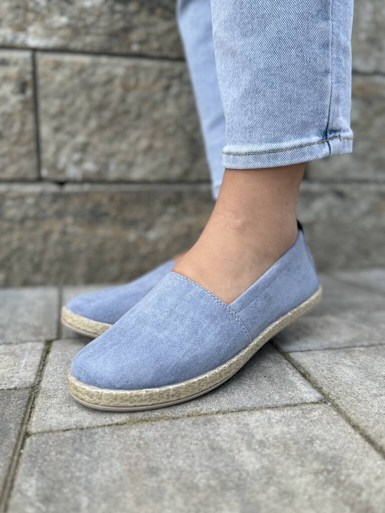 Niebieskie espadryle damskie – Modne buty na każdą okazję Potocki - Na lato