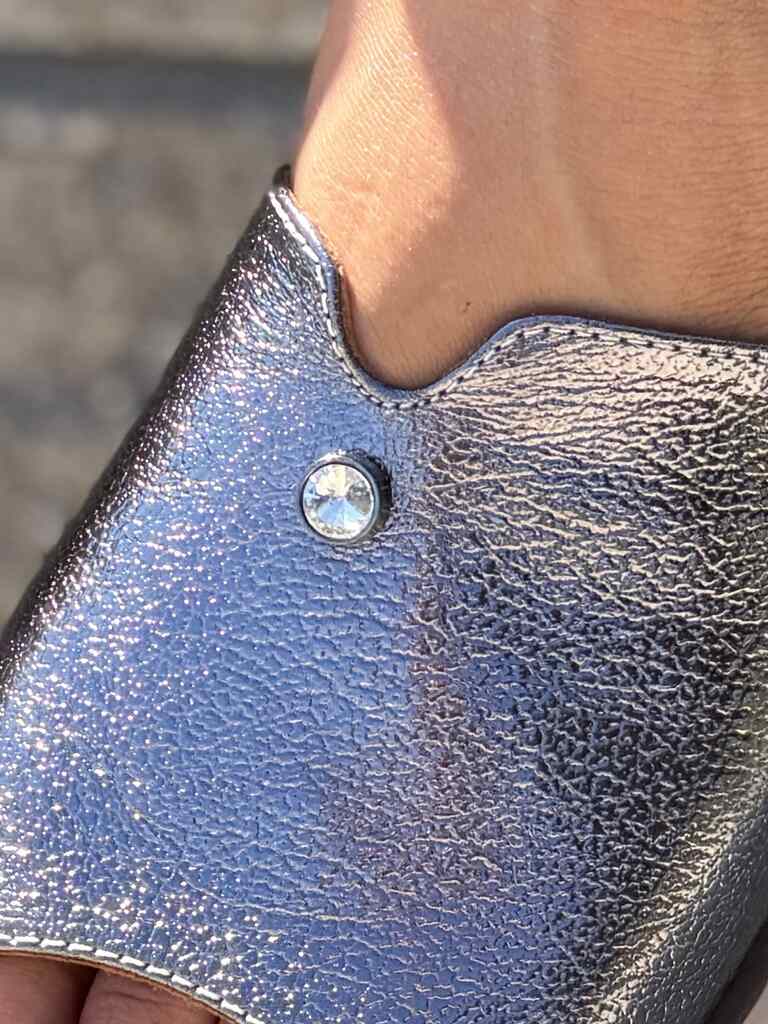 Platynowe klapki damskie skórzane T.Sokolski L22-458 - Do jeansów