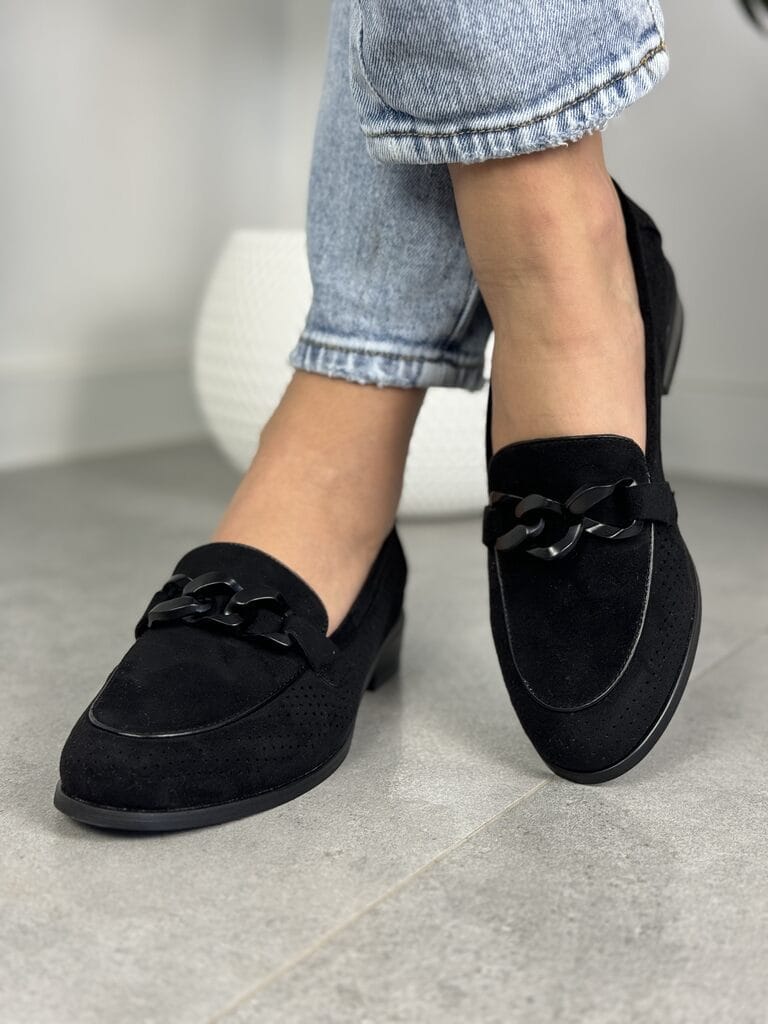 Czarne mokasyny damskie ażurowe – Wygodne mokasyny damskie Potocki 24-12052BK - Styl smart casual