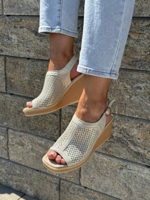 Sandały na koturnie skórzane Filippo DS6053/24 Złoty - Styl casualowy