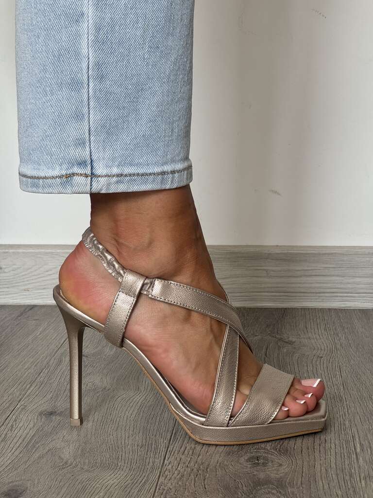 Sandały Damskie KARINO – 4677/074-P Złoty Skóra Lico – Wygodne Buty - Do sukienki