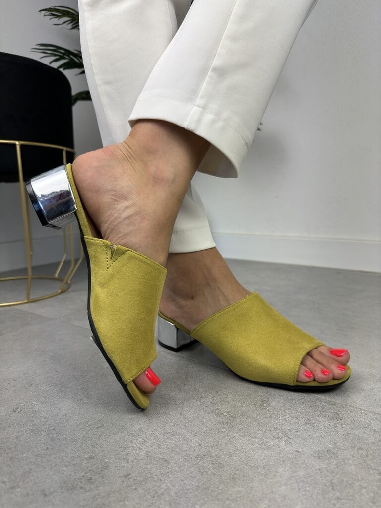 Klapki Zamszowe na obcasie SK L21-30 YELLOW Sokolski - Styl casualowy