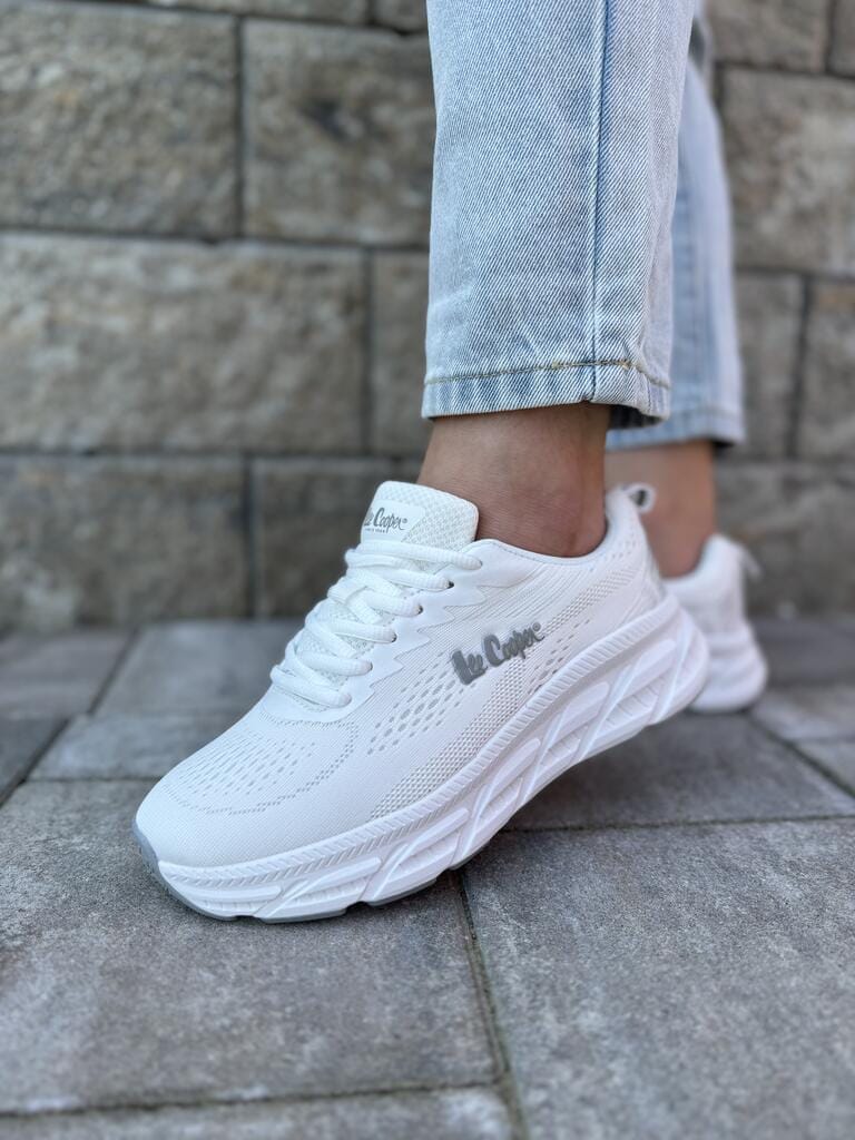 Białe buty damskie sportowe – Wygodne buty spotrowe Lee Cooper - Styl komfortowy