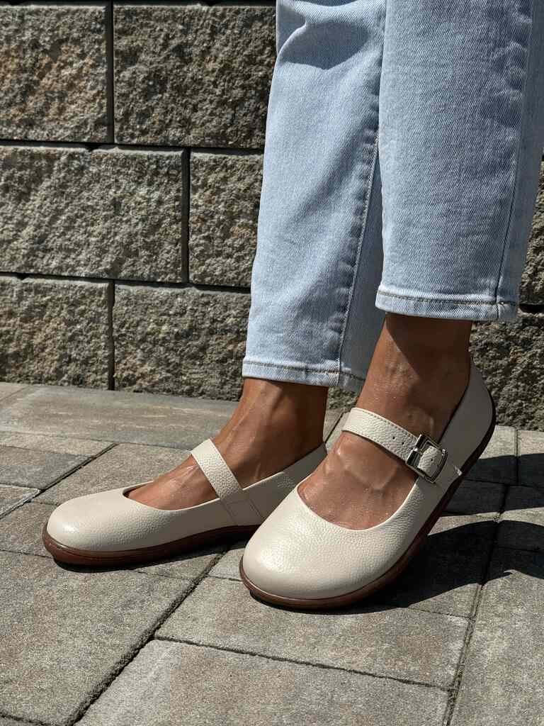 Beżowe buty skórzane barefoot Yolanda 2483 - Styl minimalistyczny