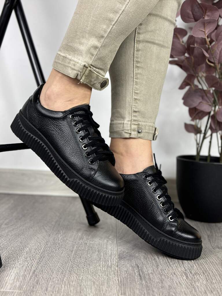 Czarne skórzane trampki damskie Pulso AF-1275 - Styl miejski