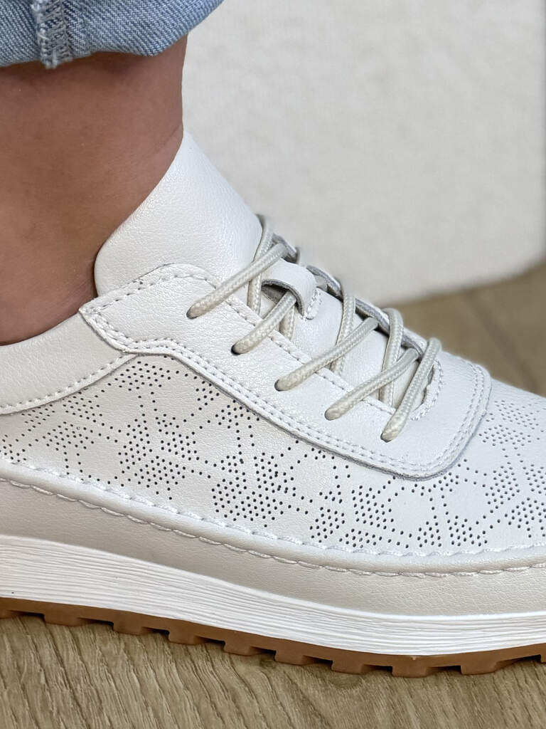 Beżowe skórzane sneakersy damskie ażurowe Sergio Leone SP-001 - Na lato