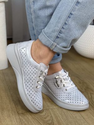 Srebrne ażurowe skórzane półbuty damskie na koturnie Vinceza 79603 - Styl casualowy