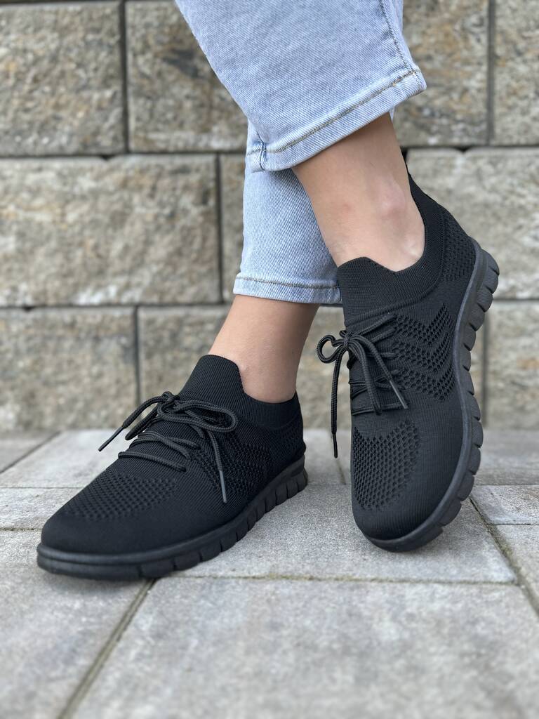 Buty tekstylne czarne – Wygodne buty spotrowe damskie Potocki - Styl sportowy