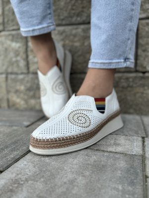 Skórzane komfortowe buty damskie – Wygodne półbuty damskie Loretta Vitale - Styl miejski