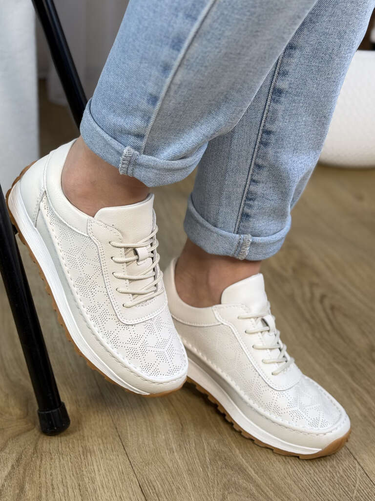 Beżowe skórzane sneakersy damskie ażurowe Sergio Leone SP-001 - Styl klasyczny