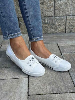 Białe trampki damskie wsuwane slip on – codzienne obuwie Lee Cooper CF-2102 - Styl casualowy