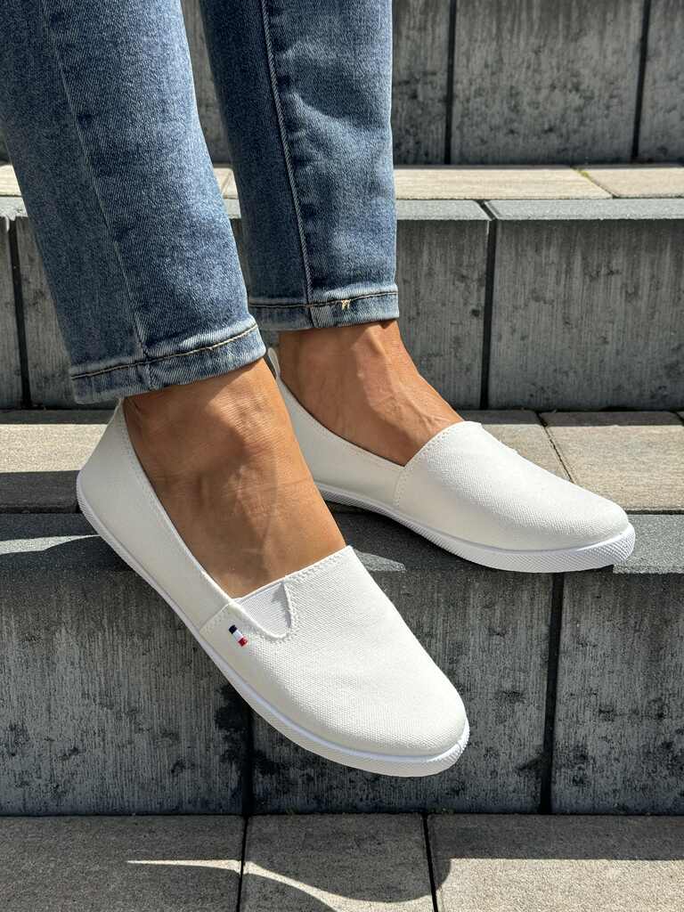 Białe trampki damskie tekstylne wsuwane News 7655 - Styl casualowy