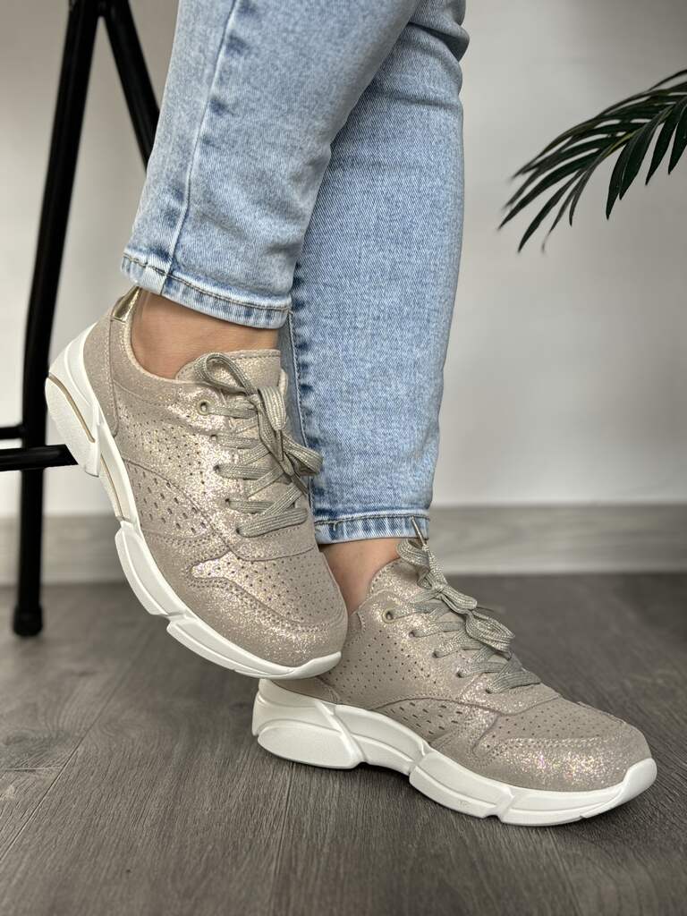 Skórzane ażurowe sneakersy damskie Filippo DP2156/21 - Styl casualowy