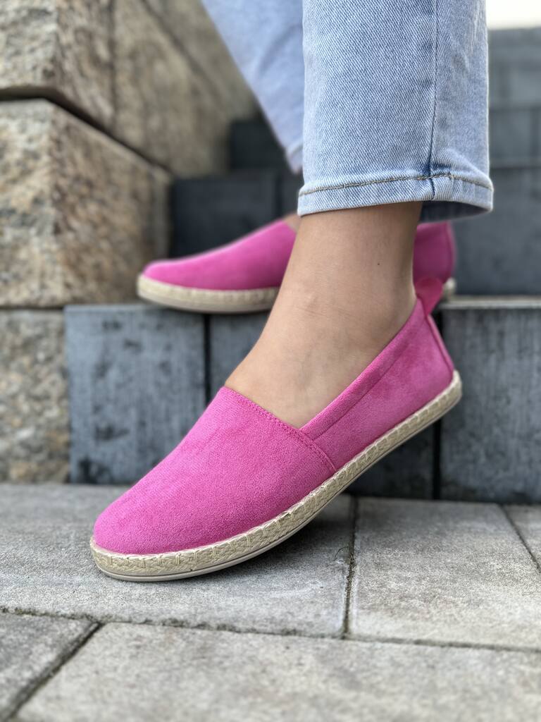Fuchsjowe espadryle damskie – Modne buty na każdą okazję Potocki