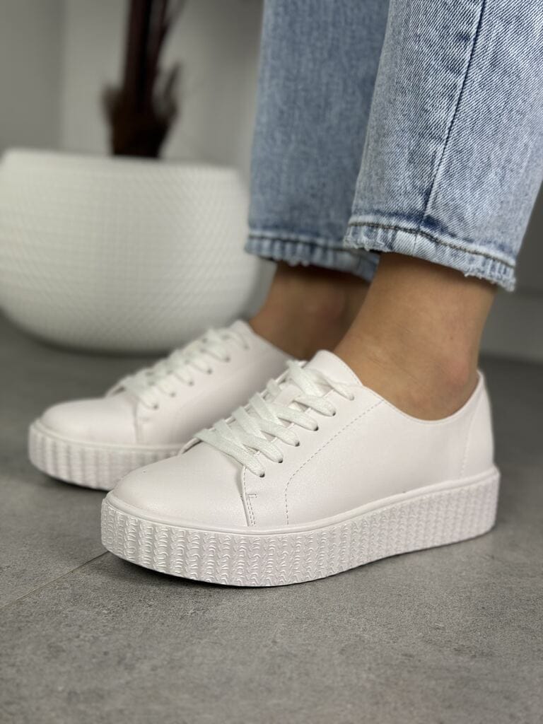 Buty sportowe białe Potocki 24-12353 – Wygodne sneakersy damskie na grubej podeszwie - Na lato