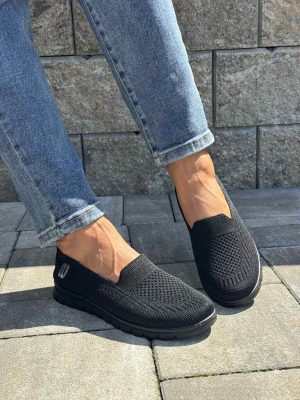 Czarne trampki wsuwane damskie tekstylne Potocki 24-44301 - Styl klasyczny