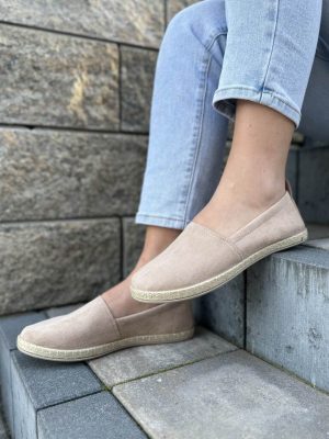 Wygodne espadryle damskie – Modne buty na każdą okazję Potocki - Styl casualowy