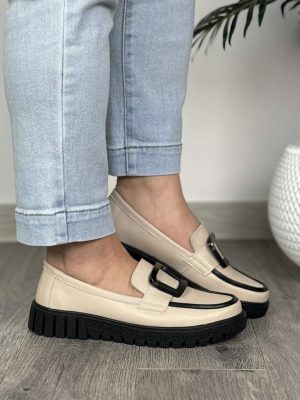 Beżowe mokasyny damskie skórzane Filippo DP6044/24 - Styl klasyczny