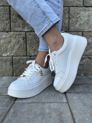 Białe skórzane sneakersy – Wygodne buty sportowe na grubej podeszwie Filippo - Styl miejski