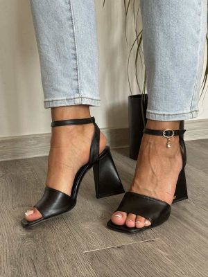 Czarne sandały skórzane damskie CHEBELLO 3091 - Styl elegancki