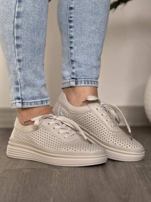 Skórzane beżowe sneakersy damskie T.Sokolski OC W25-45 - Styl casualowy