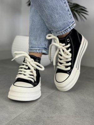 Czarne trampki do kostki – Trampki damskie na grubym spodzie Seaestar - Styl casualowy