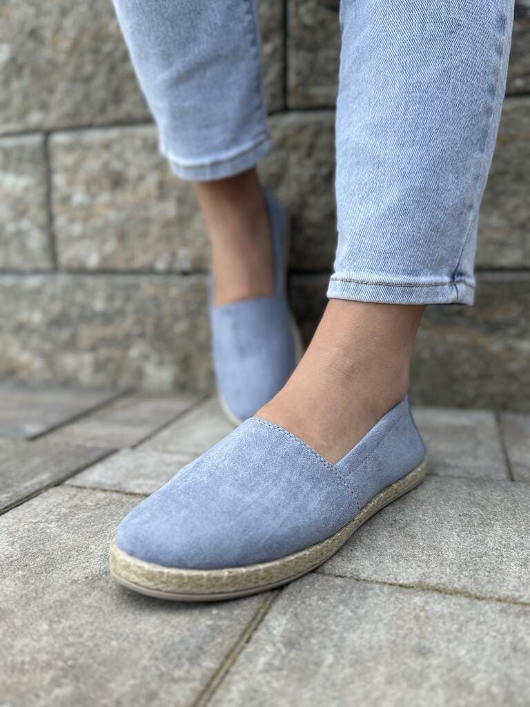 Niebieskie espadryle damskie – Modne buty na każdą okazję Potocki - Do spodni
