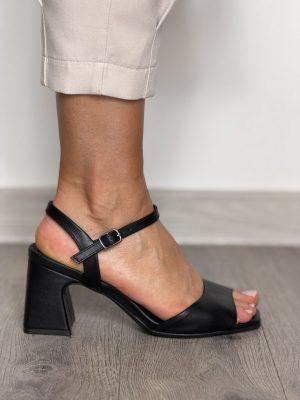 Czarne sandały damskie na niskim obcasie Piccadilly 626060 - Styl elegancki
