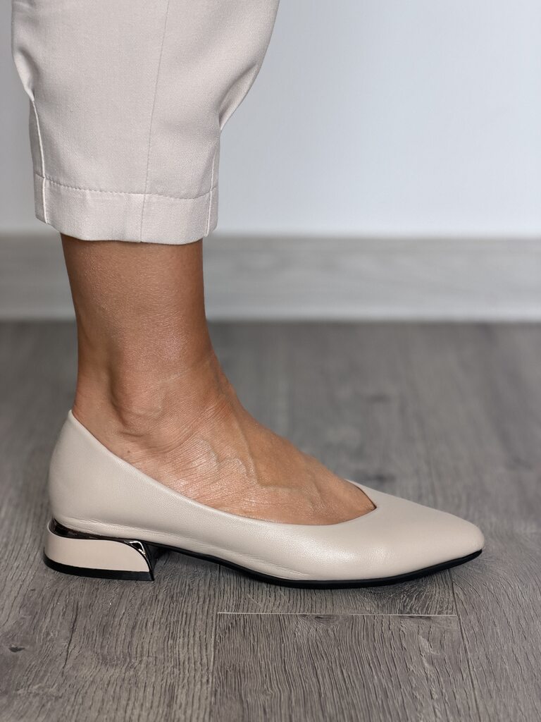 Beżowe czółenka damskie na niskim obcasie Vinceza 62280 - Styl elegancki