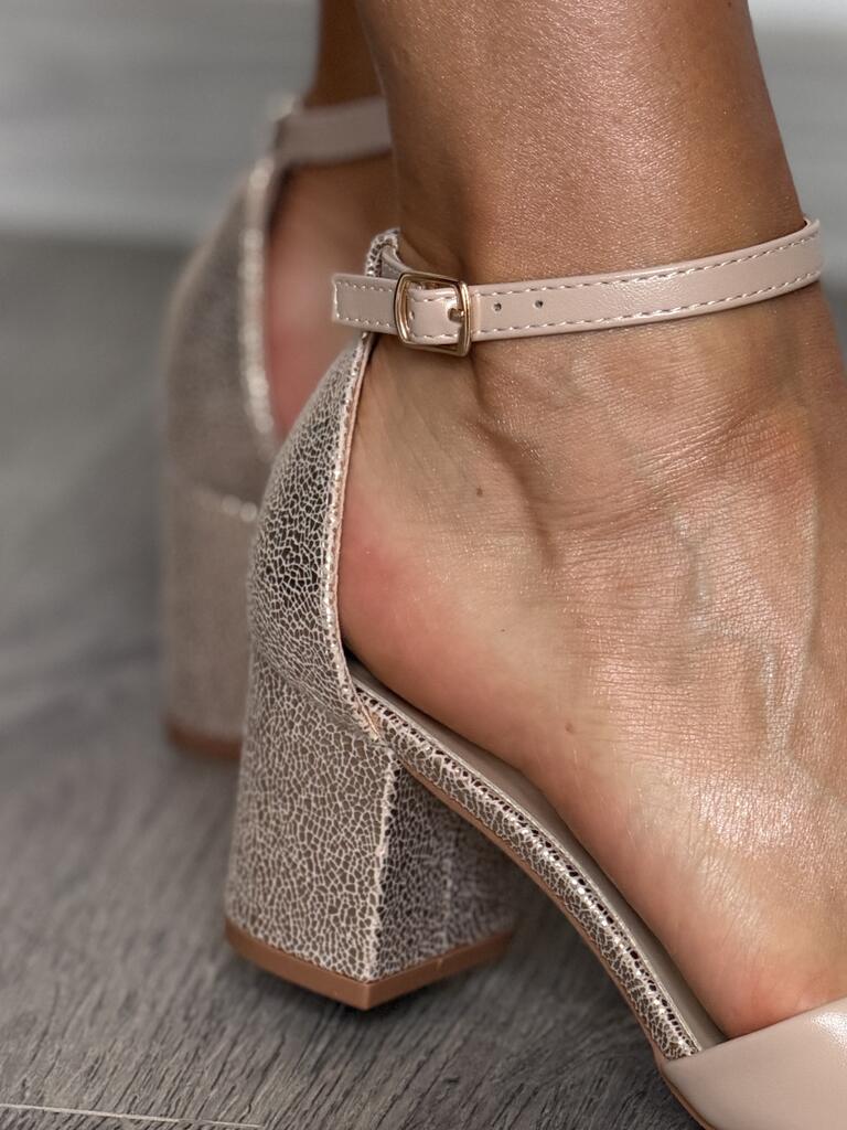 Beżowe sandały damskie na słupku z zakrytą piętą Potocki 20339 - obrazek 7