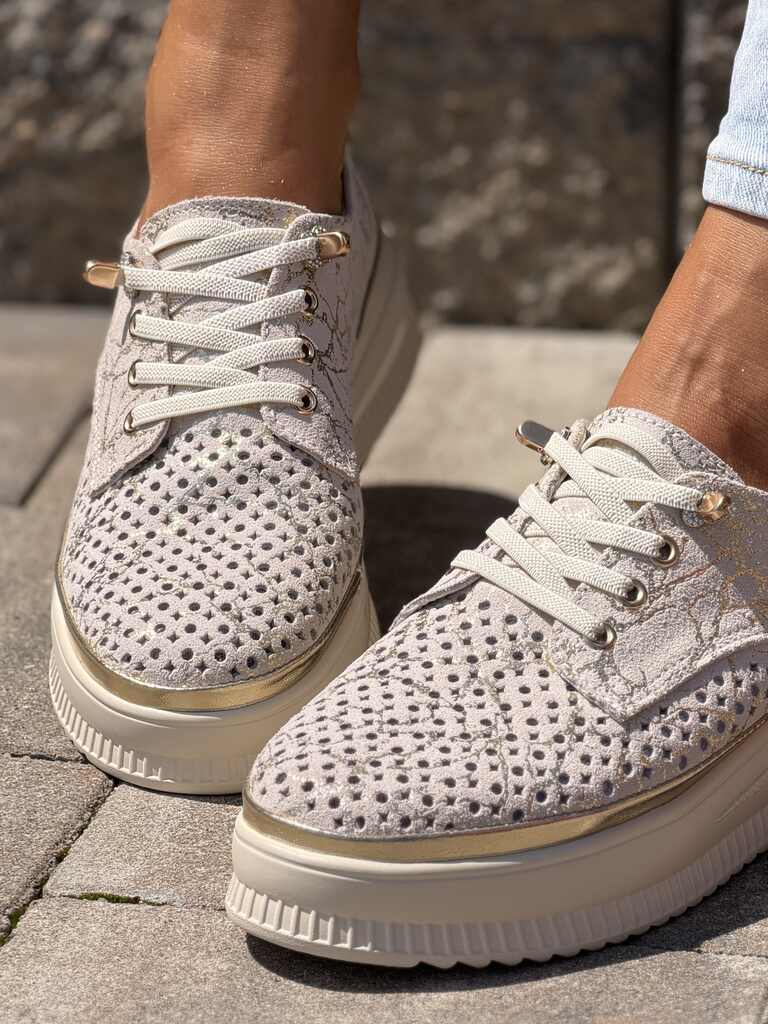 Czarne buty sportowe na grubej podeszwie Lee Copper 2552L - Na jesień