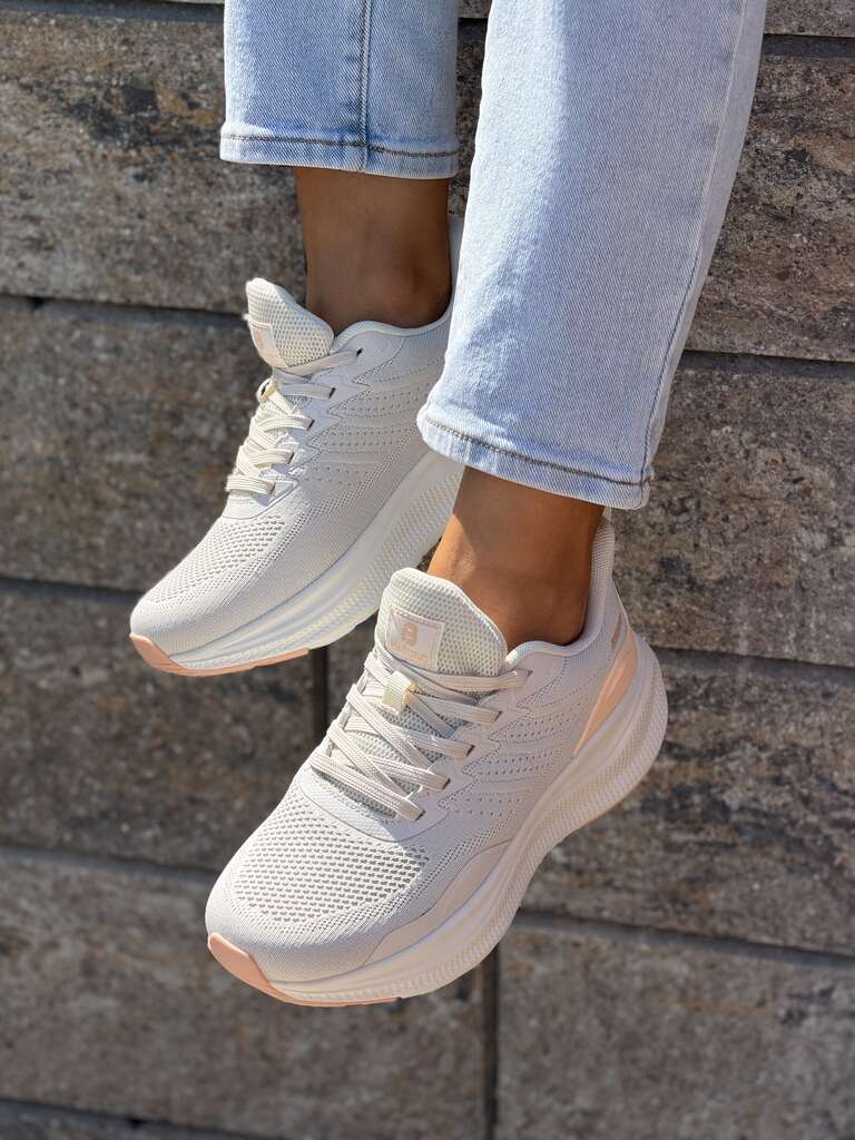 Buty soprtowe damskie lekkie do biegania wkładka memory foam McBraun 9899 - Na lato