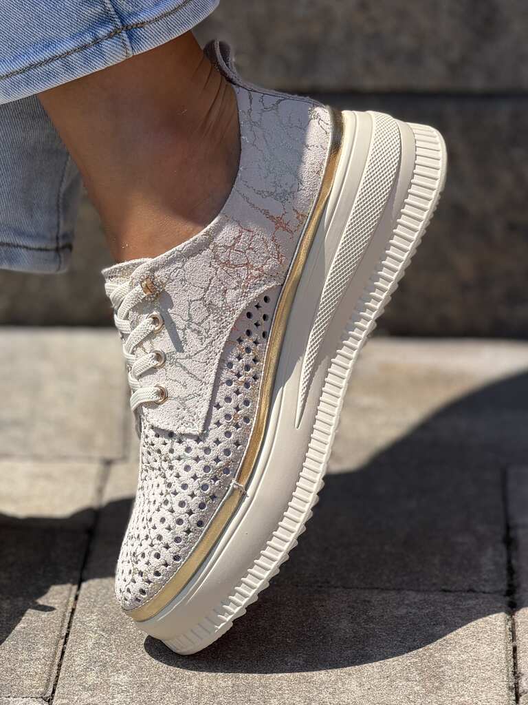 Czarne buty sportowe na grubej podeszwie Lee Copper 2552L - Styl sportowy