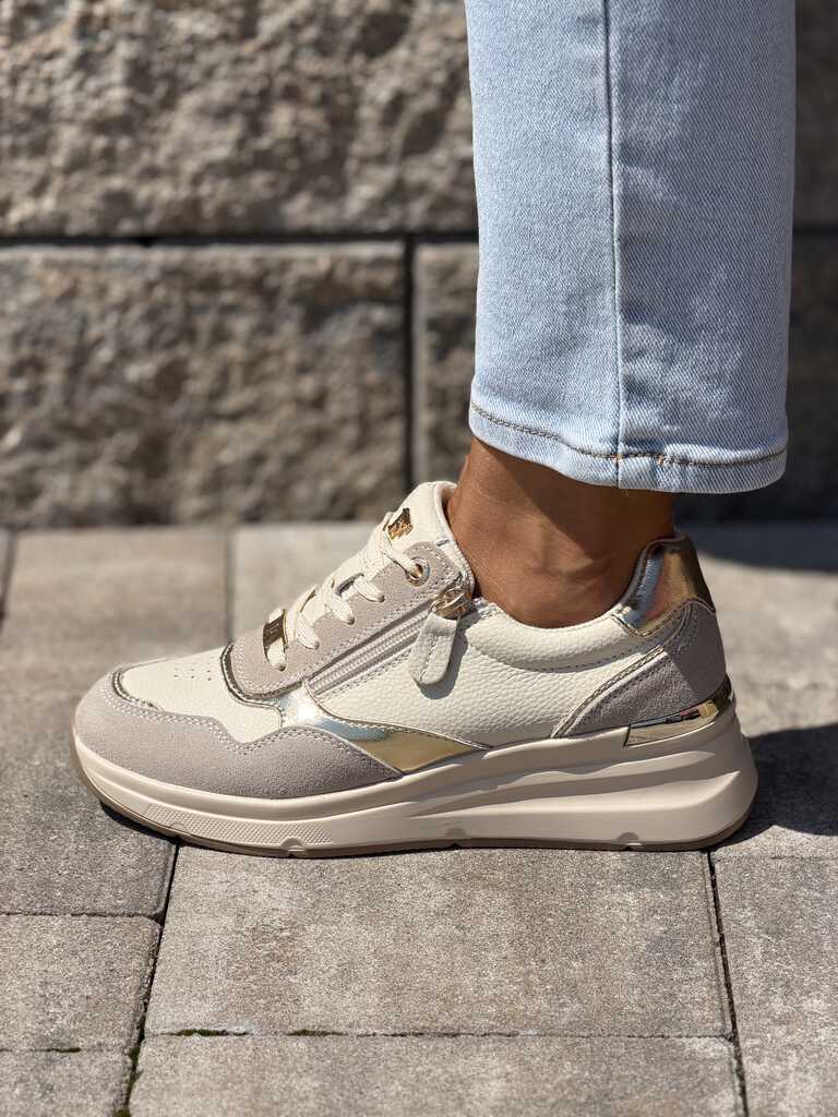 Skórzane beżowe sneakersy na koturnie Filippo DP7770/26 - Styl casualowy