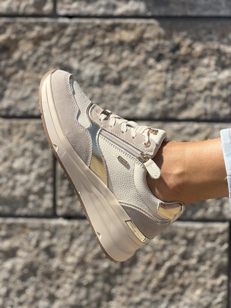 Skórzane beżowe sneakersy na koturnie Filippo DP7770/26 - Styl miejski