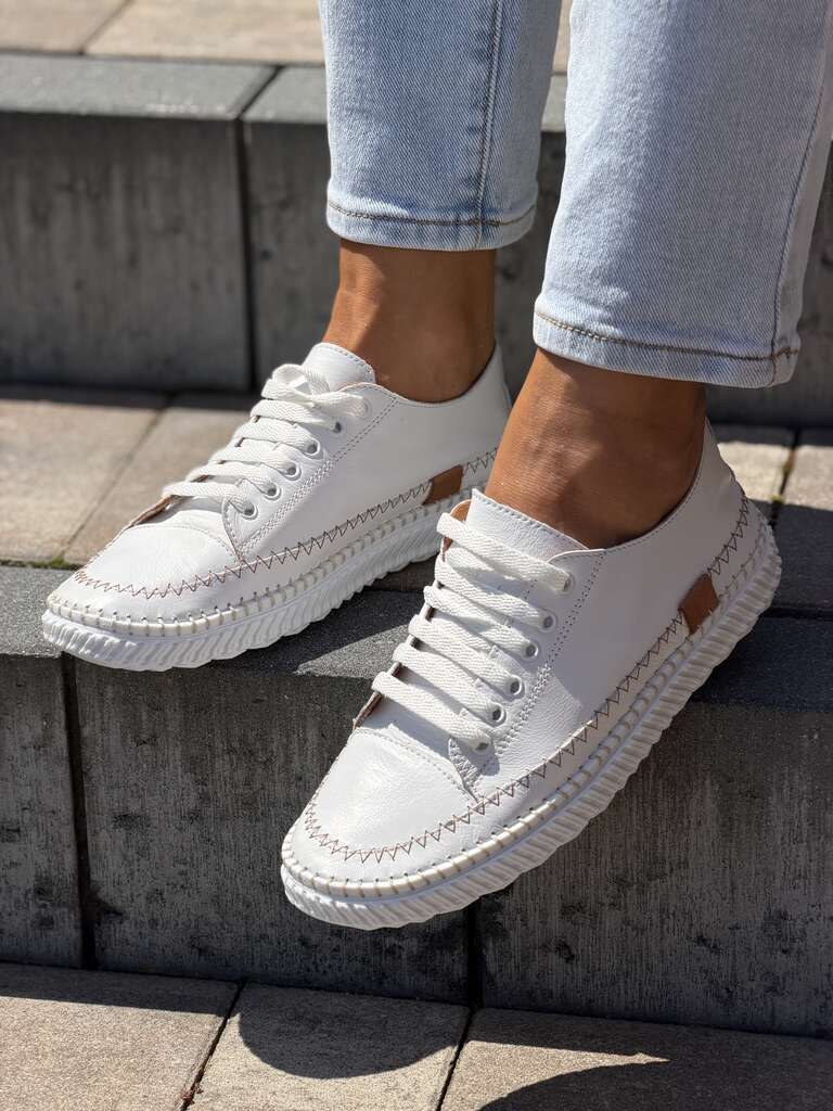 Brązowe komfortowe sneakersy damskie Piccadilly 938001 - Styl sportowy