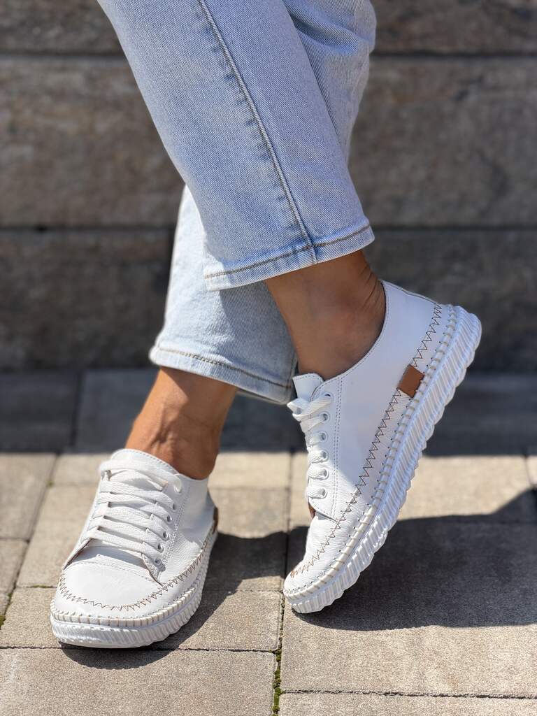 Brązowe komfortowe sneakersy damskie Piccadilly 938001 - Styl casualowy
