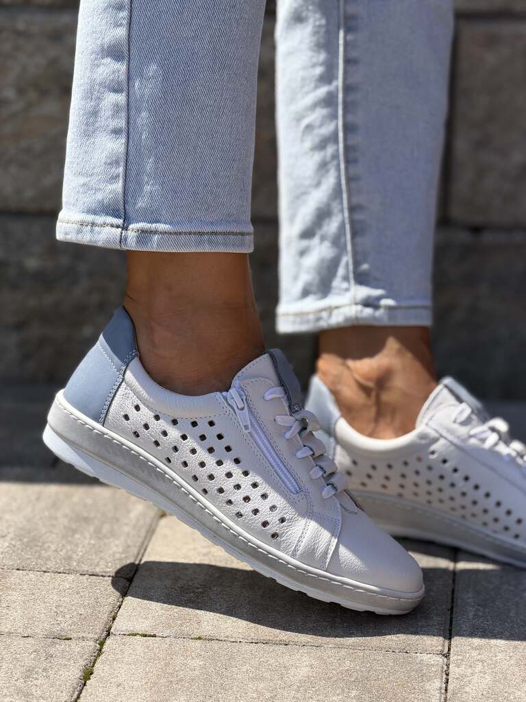 Beżowe półbuty damskie ażurowe WASAK 0688 - Styl casualowy