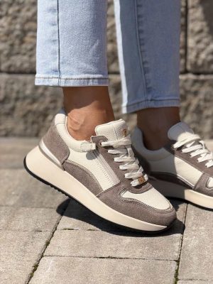 Złote skórzane lekkie buty na platformie T.Sokolski W26-676 - Do sukienki