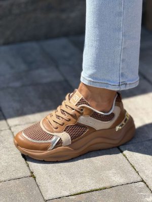 Brązowe komfortowe sneakersy damskie Piccadilly 939020 - Styl klasyczny