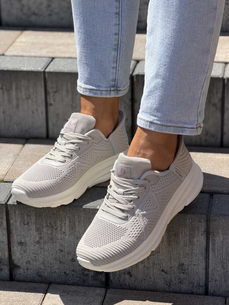 Beżowe buty sportowe damskie siatkowe McBraun 9898 - Styl smart casual