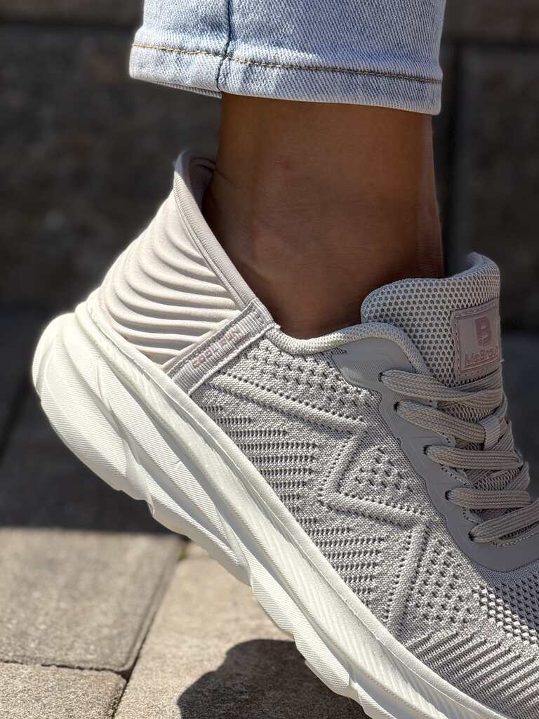 Beżowe buty sportowe damskie siatkowe McBraun 9898 - Na zimę