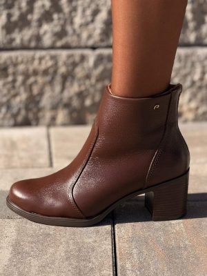 Brązowe skórzane botki damskie na stabilnym słupku z zamkiem Pegada 280406 - Styl elegancki